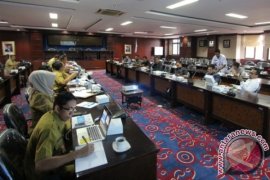 Tinjau Ulang Alokasi Anggaran MYC 