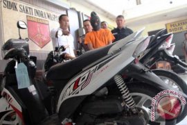 Polisi Gadungan Tersangka Penipuan