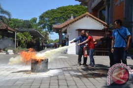 Antisipasi Bahaya Kebakaran, BNI Gelar Simulasi Bencana