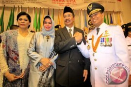 Plt Gubsu Lantik Bupati Simalungun Terpilih 