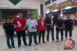 Andy Surya Juarai Billiard Bupati Barsel Cup 
