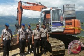 Polres Kerinci sita alat berat galian C