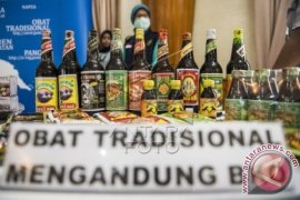 Pharmacy Industry Found Distributing Illegal Drugs: Agency