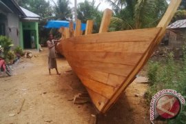 Bahan Sampan Berkualitas Semakin Sulit