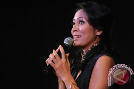 Dee jadikan Rehat Bagian dari Karya