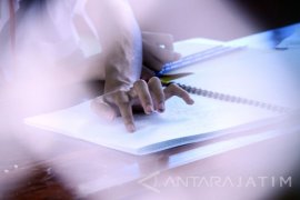 10 Siswa Berkebutuhan Khusus Tulungagung Ikuti UN