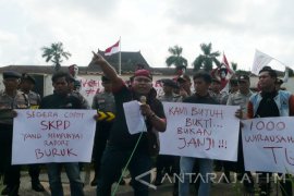 Mahasiswa Soroti Program Unggulan Bupati-Wabup Sumenep