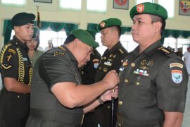 Pamtas Amankan Miras Dari Jalur "Tikus" Perbatasan