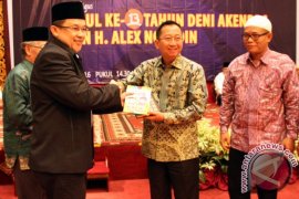 APP-Sinar Mas wakafkan 1.000 Alquran