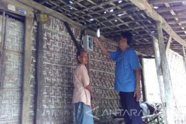 Bantuan Listrik Pemerintah Versus BDT yang Pelik