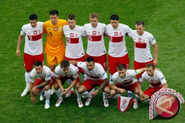 Duet Lewandowski-Milik Pucuk Serangan Polandia Kontra Irlandia Utara