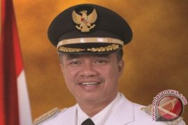 Zairin serahkan jabatan Wali Kota Samarinda kepada Syaharie Jaang