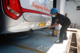 Pemkab Sidoarjo Kembangkan "Drive Thru" Kelayakan Kendaraan