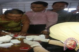 BNN Tes Urine Anggota DPRD Kota Gunungsitoli