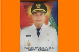 Bupati Sanggau Permudah Pengurusan Dokumen Korban Kebakaran Bodok