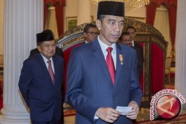 Presiden Jokowi Menanti "Indonesia Raya" Dinyanyikan Di Brasil