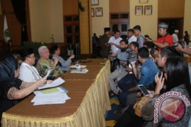  Awang Faroek: Pembangunan Jalur Kereta Api untuk Rakyat Kaltim
