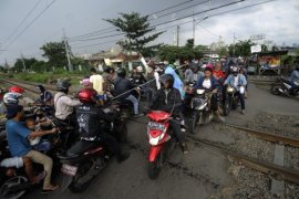 Antisipasi kecelakaan, 73 perlintasan liar ditutup