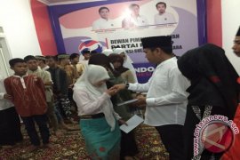 DPW Perindo Sultra Santuni 30 Anak Yatim