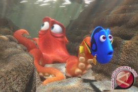 "Finding Dory" masih mengapung di puncak box office