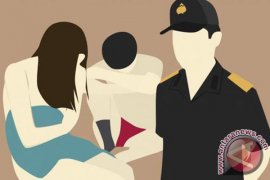 Seorang janda digerebek bersama kekasihnya beberapa jam setelah tahlinan kematian suami