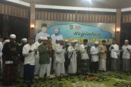 Bupati Inhil Hadiri Penyaluran Zakat Konsumtif