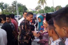 Berkah Ramadan, 100 Anak Yatim Dapat Santunan Bandara SSK II