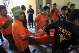 Istri Pelaku Bom Diri di Solo Bawa Peti Sendiri