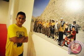 Pameran Foto Holy Picnic