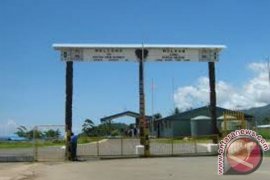 Pekerja Papua Nugini mogok menjelang pembahasan mosi tidak percaya