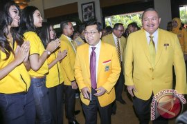 Pelantikan Pengurus DPD Golkar Sumsel Page 2 Small