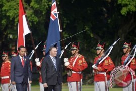 New Zealand`s PM Visits Indonesia Along with 22 CEOs