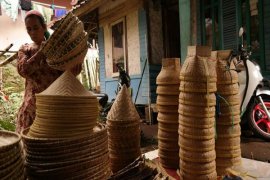 Purwakarta Dorong Kerajinan Bambu Masuk Kurikulum Pendidikan