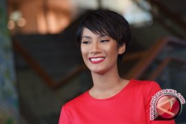 Tara Basro Digembleng untuk "Ini Kisah Tiga Dara"