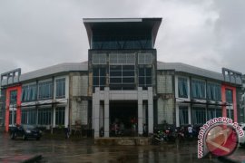 Bina Marga Kapuas Hulu imbau kontraktor gunakan material legal