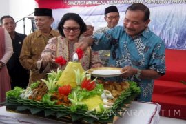 Potong Tumpeng