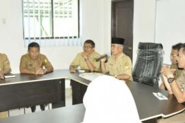 Sekdakab Kampar Inspeksi Mendadak Absensi ASN Usai Cuti Lebaran