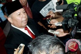 Bupati Safrial melepas keberangkatan kontingen pramuka Tanjab Barat