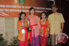 Karangasem Juara Lomba Tri Sandya Tingkat Nasional