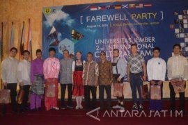 Peserta  "UJICC" dari Lima Negara Jadi Duta Unej