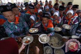 KEBUTUHAN MAKANAN JAMAAH HAJI