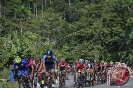 TOUR DE SINGKARAK 2016 ETAPE KETUJUH Page 1 Small