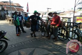 Rute Silatnas Kosti Nyusuri Tepi Sungai