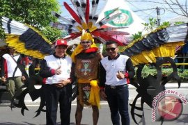 Kemeriahan Karnaval Budaya Kotim, Berkesempatan Tonjolkan Batik Berbagai Variasi