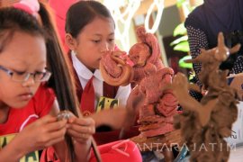 Lomba Seni Patung Kreasi Anak