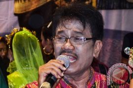 Eddy Silitonga tutup usia