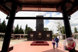 MAKAM SISINGAMANGARAJA XII