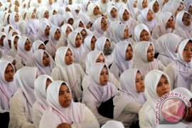 PESANTREN MAHASISWA BARU Page 1 Small