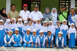 Bupati Kunjungi PAUD Dan TK Pasar Kembang