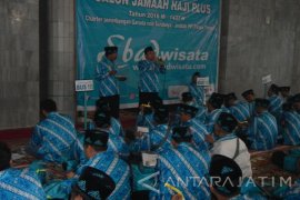 272 Calon Haji Plus Diberangkatkan dari Juanda
